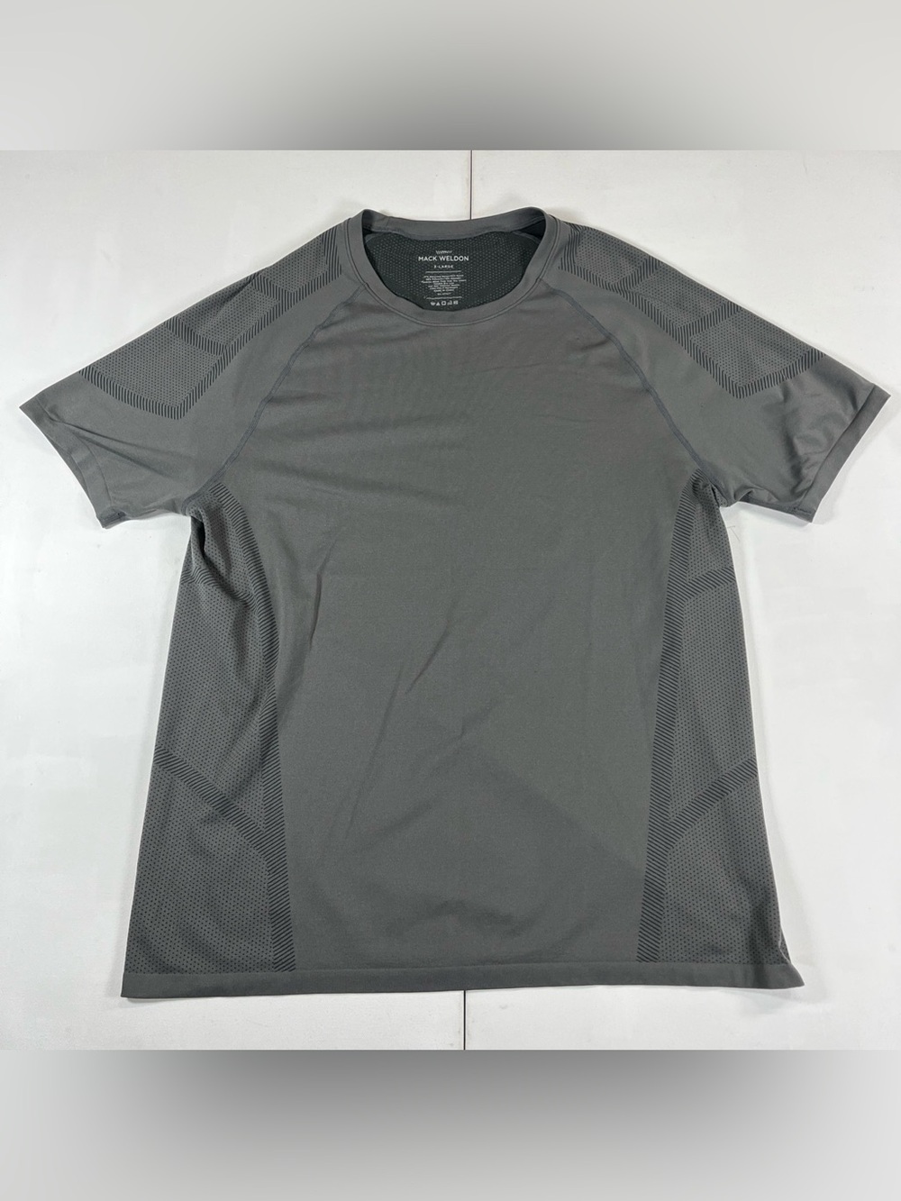 Mack Weldon Stealth Short Sleeve T-Shirt Mens XL Gray Performance Active Tee